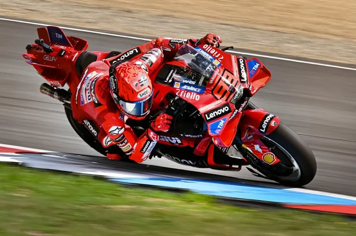 f80b19104a97f03d7633ac2eef5bdb3e